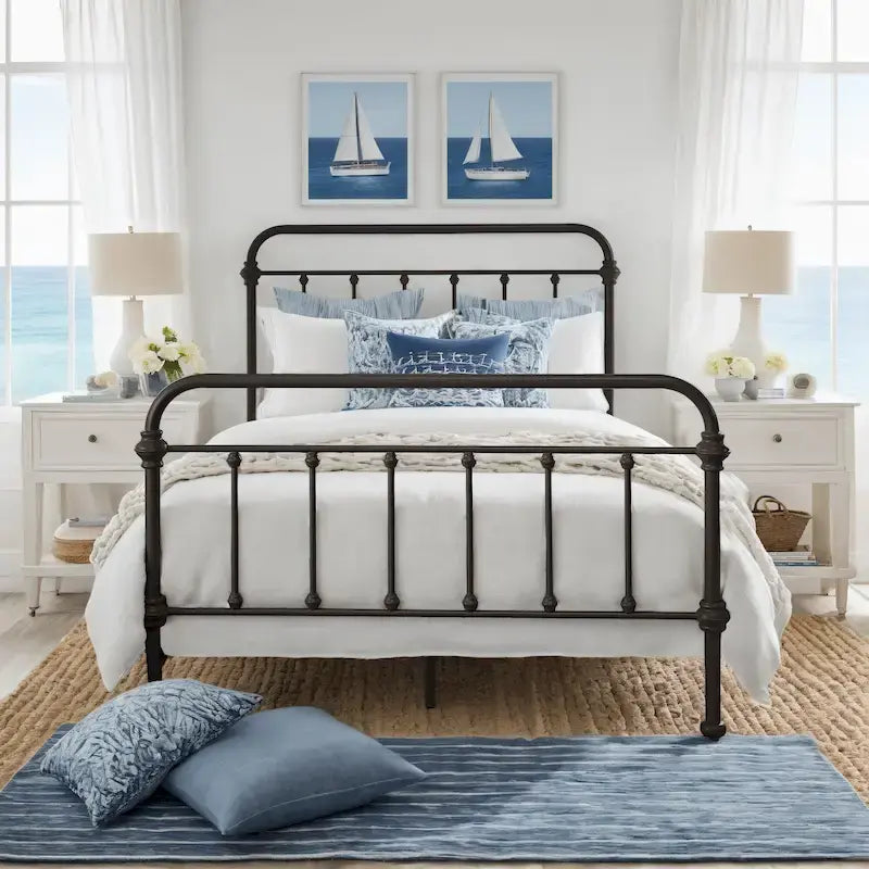 Vilnius Antique Graceful Victorian Iron Metal Bed